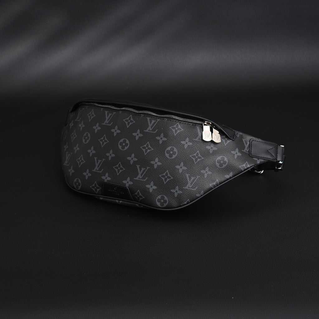 louis-vuitton-discovery-bumbag-monogram-eclipse Crossbody