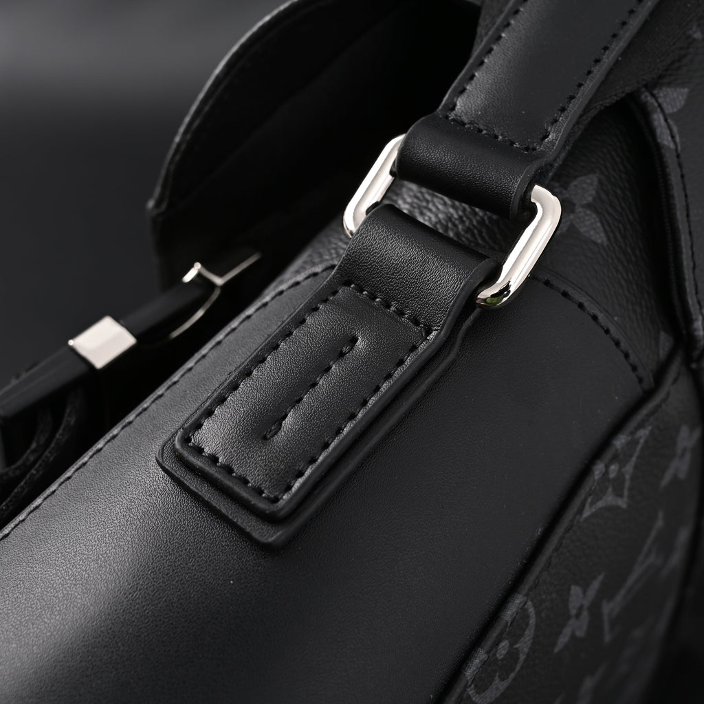 louis-vuitton-messenger-bag-monogram-eclipse-canvas Shoulder