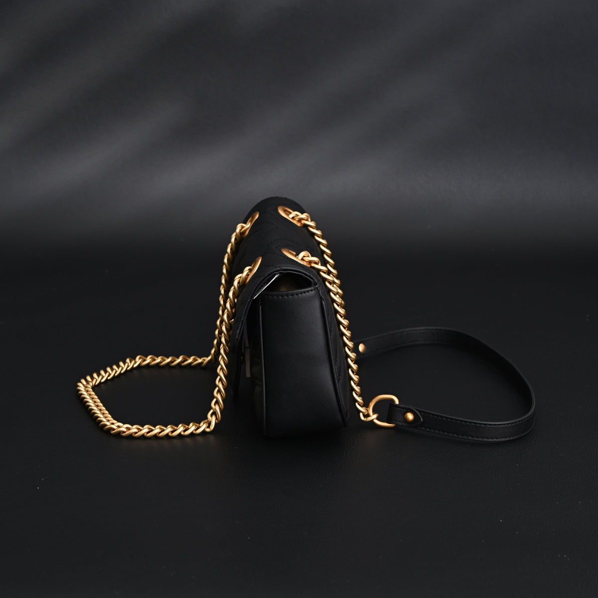 gucci-gg-marmont-small-matelasse-shoulder-bag-black-leather-with-gold-hardware Shoulder