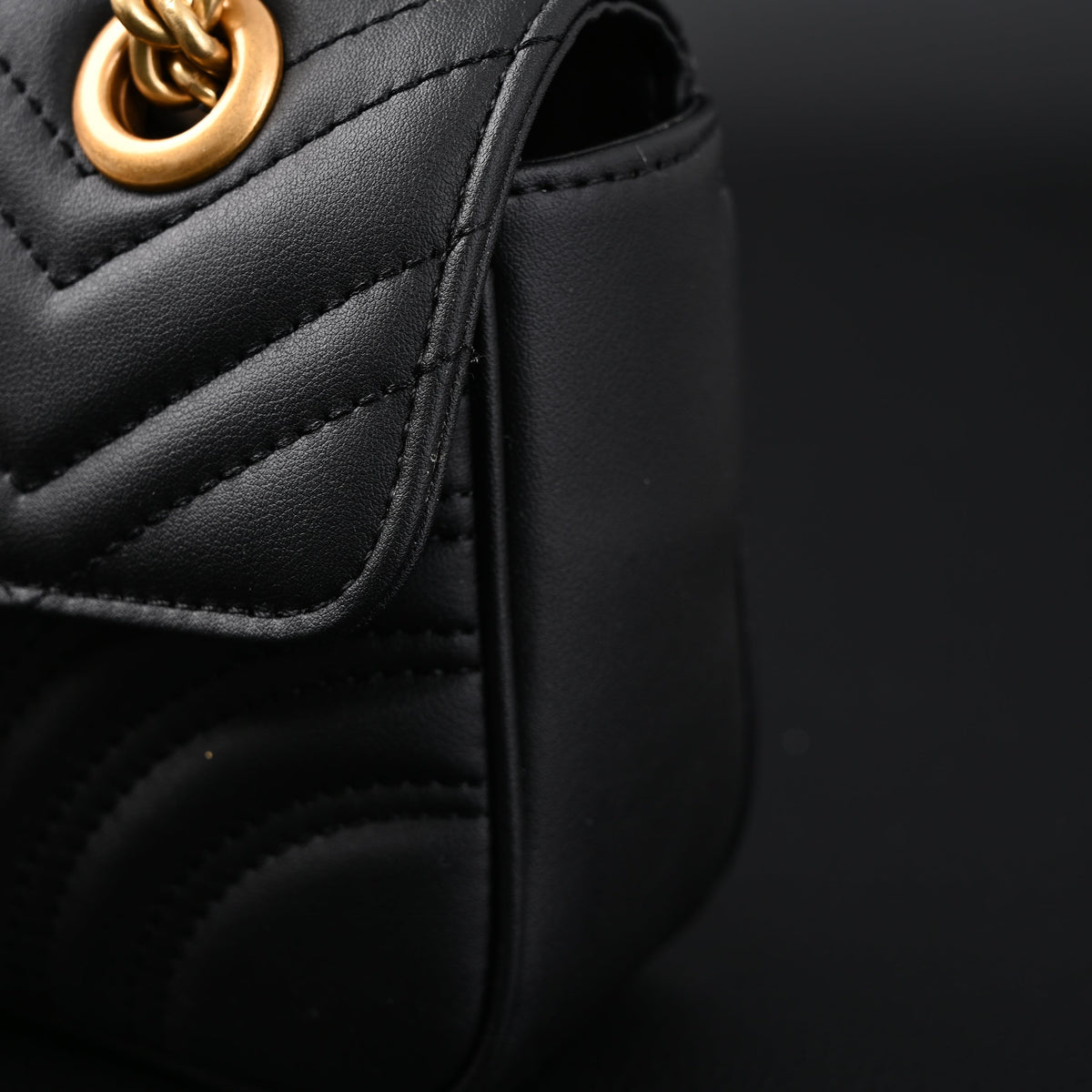 gucci-gg-marmont-small-matelasse-shoulder-bag-black-leather-with-gold-hardware Shoulder