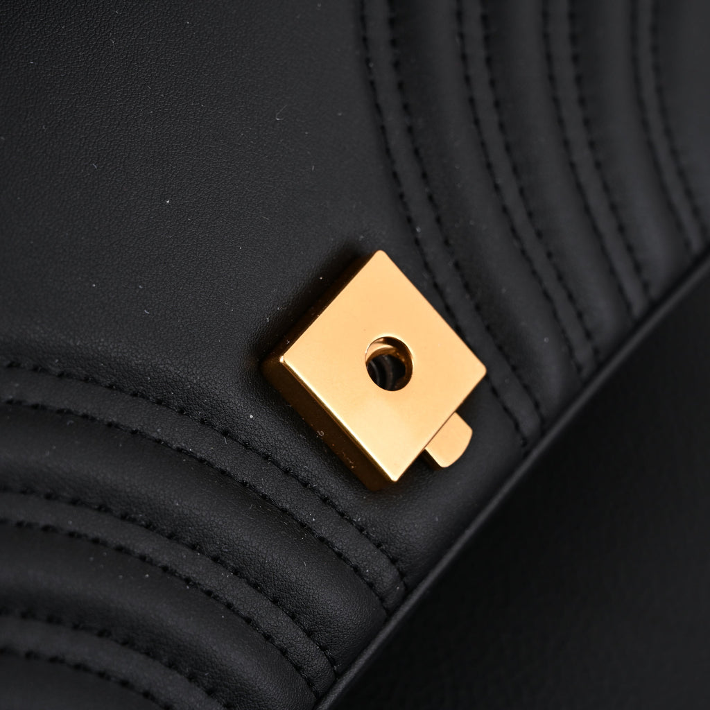 gucci-gg-marmont-small-matelasse-shoulder-bag-black-leather-with-gold-hardware Shoulder
