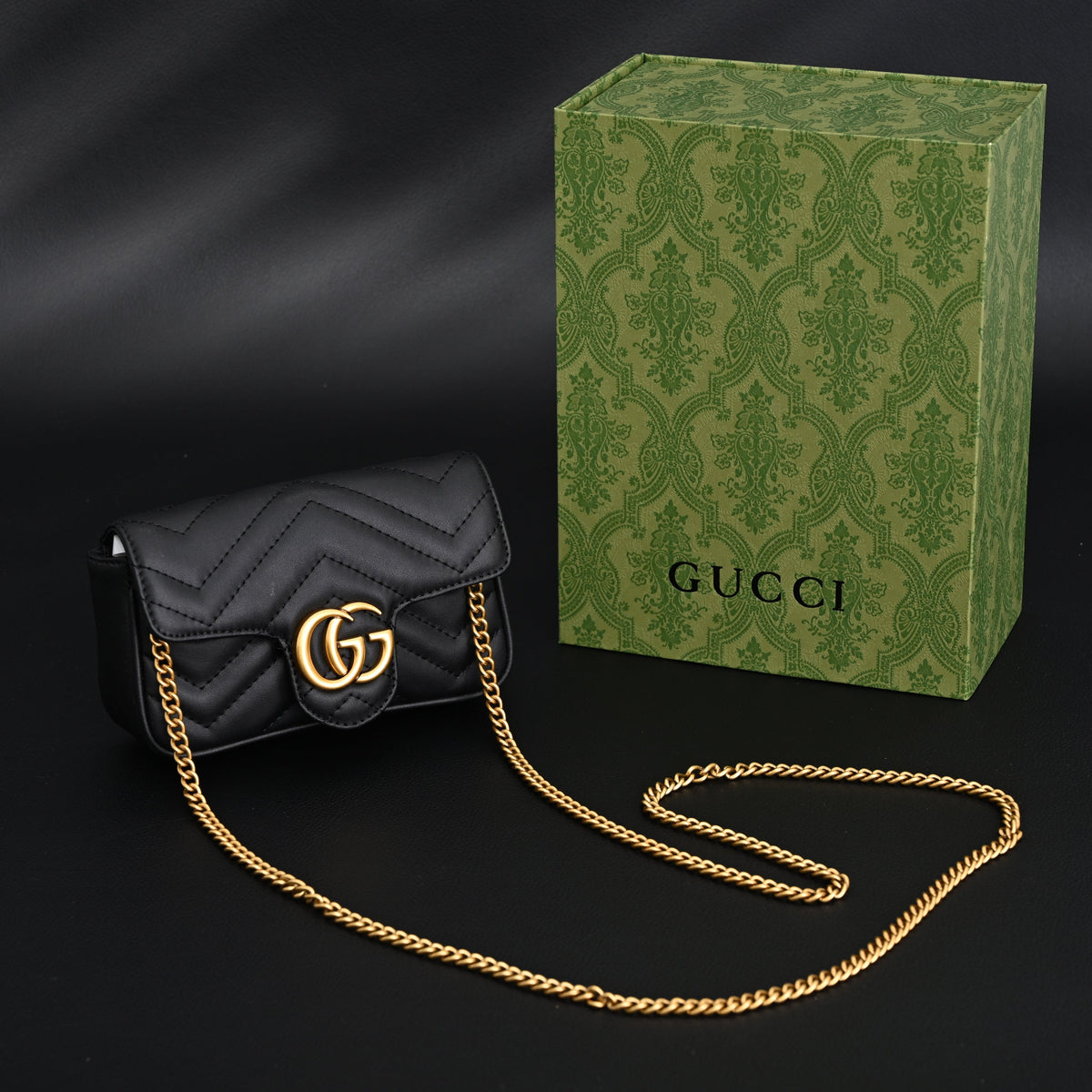 gucci-gg-marmont-matelasse-mini-shoulder-bag-black-leather-with-gold-chain Crossbody