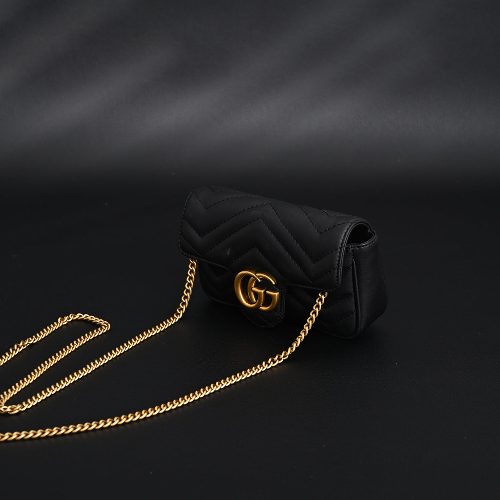 gucci-gg-marmont-matelasse-mini-shoulder-bag-black-leather-with-gold-chain Crossbody