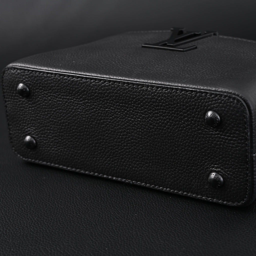 louis-vuitton-black-grain-leather-mini-top-handle-bag-with-chain-strap Handle