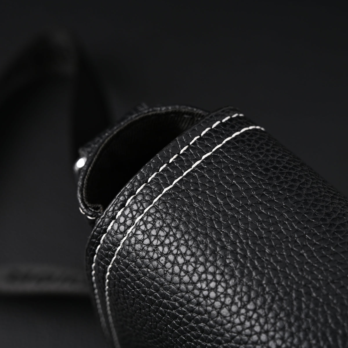 dior-saddle-crossbody-bag-black-grained-calfskin-with-silver-tone-hardware Crossbody