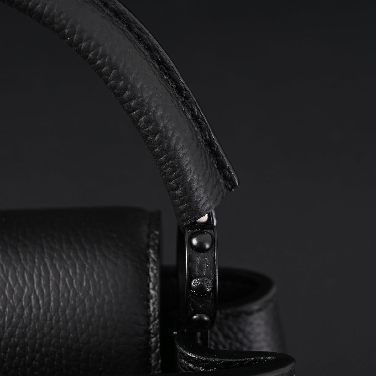 louis-vuitton-black-grain-leather-mini-top-handle-bag-with-chain-strap Handle