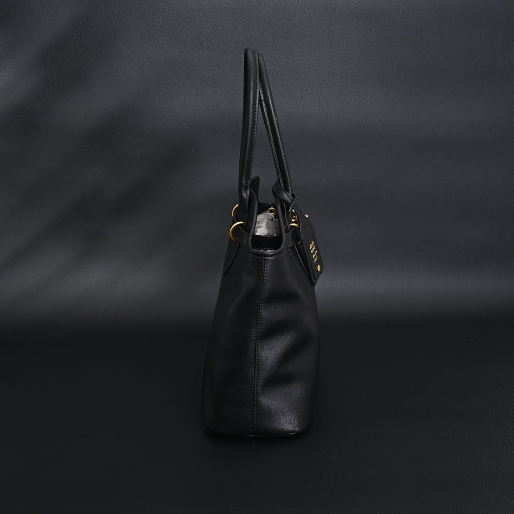 miu-miu-leather-tote-bag-classic-black Tote