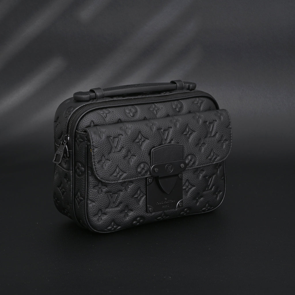 louis-vuitton-capucines-bb-top-handle-bag-black-taurillon-leather Handle