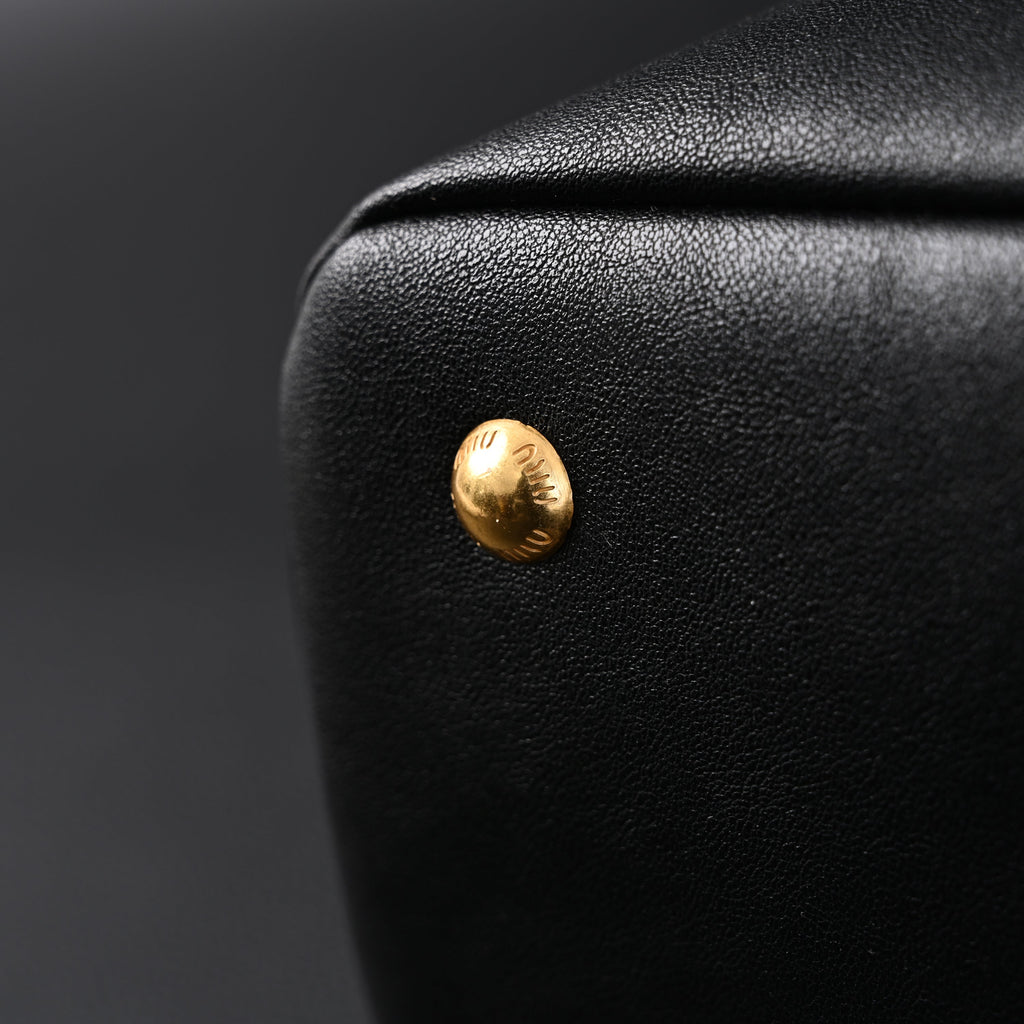 miu-miu-leather-tote-bag-classic-black Tote
