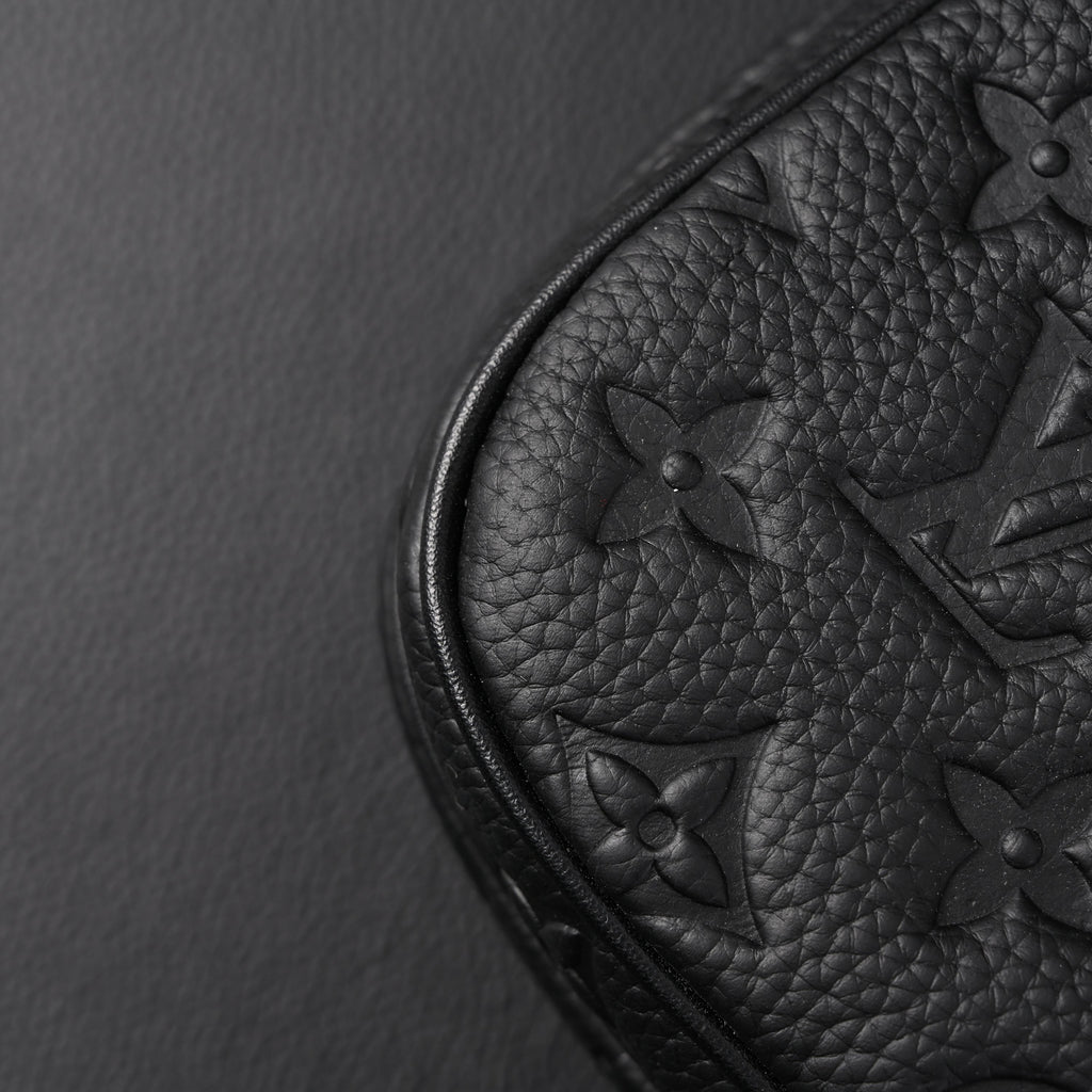 louis-vuitton-capucines-bb-top-handle-bag-black-taurillon-leather Handle