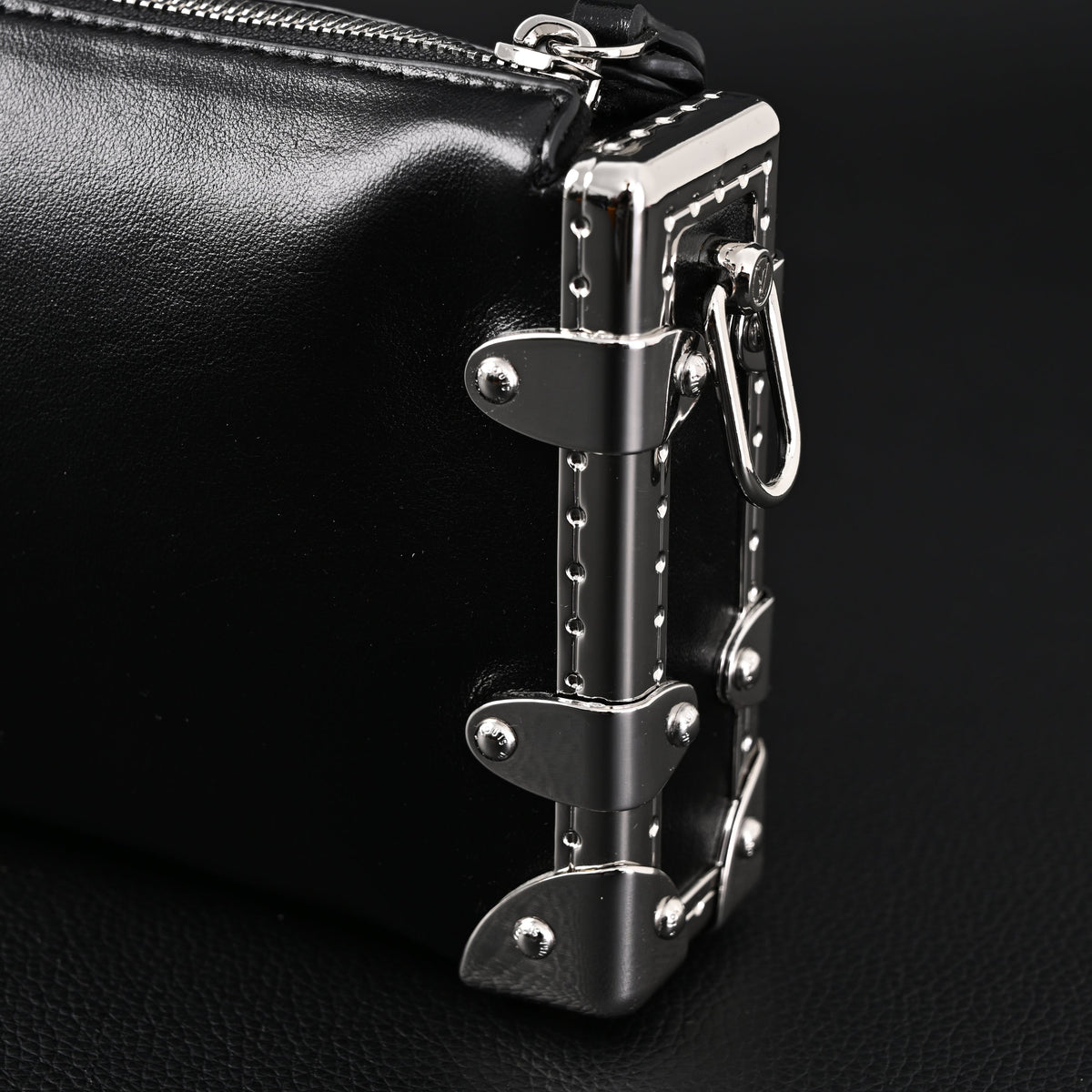 louis-vuitton-soft-trunk-monogram-black-leather-crossbody-bag Crossbody