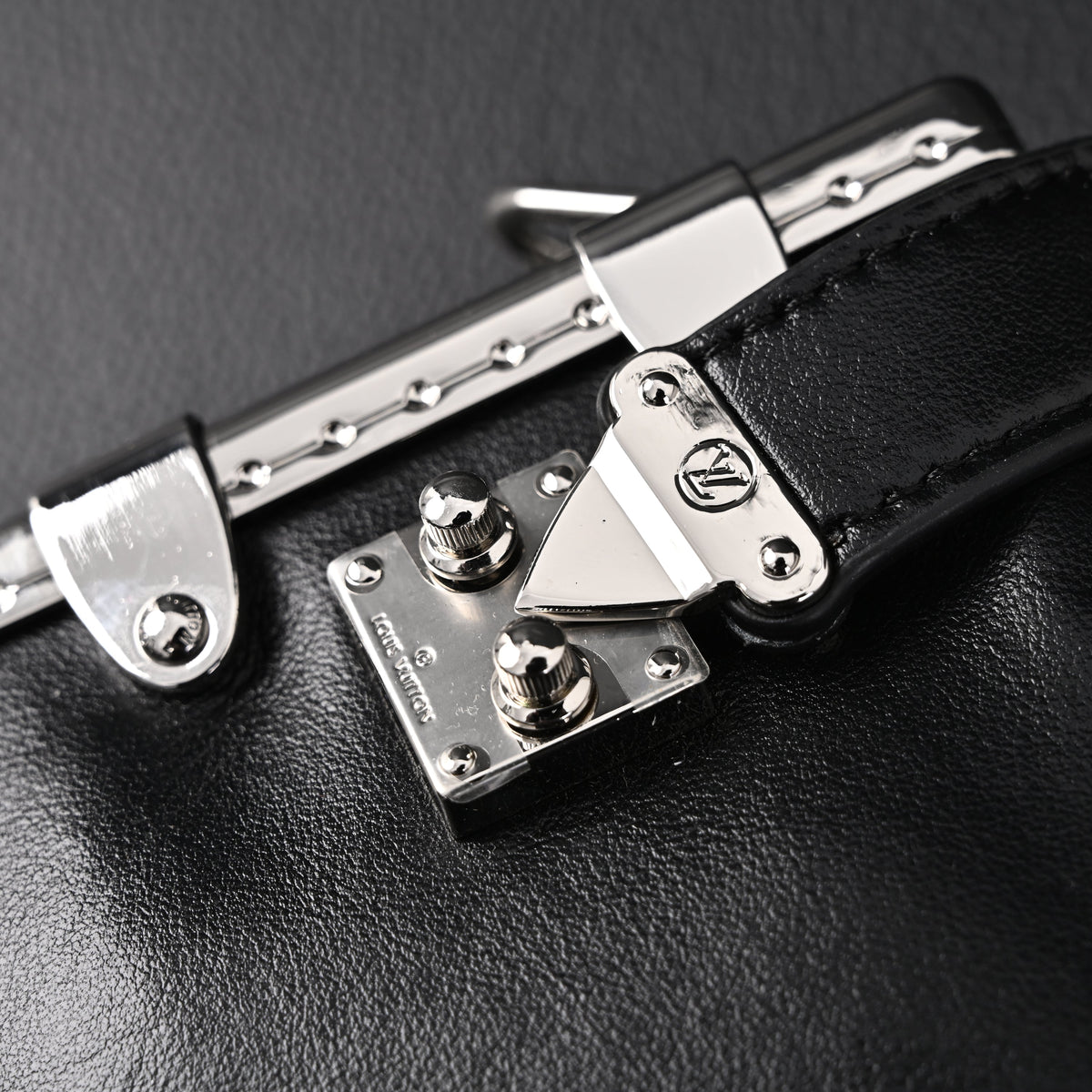 louis-vuitton-soft-trunk-monogram-black-leather-crossbody-bag Crossbody