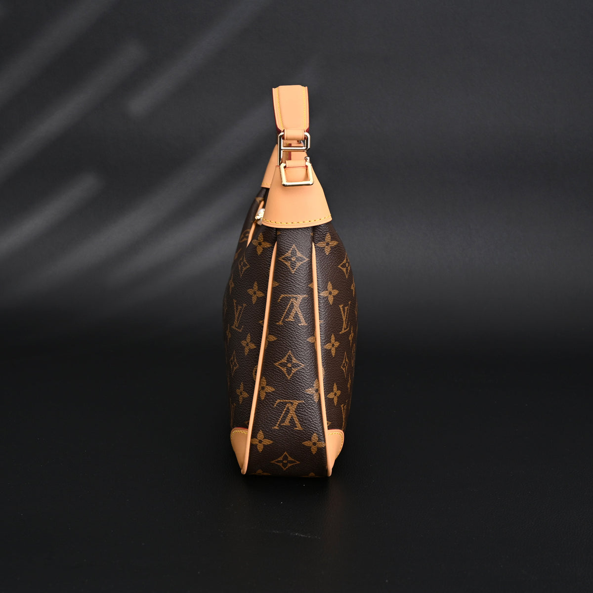 louis-vuitton-monogram-canvas-graceful-mm-shoulder-bag Shoulder