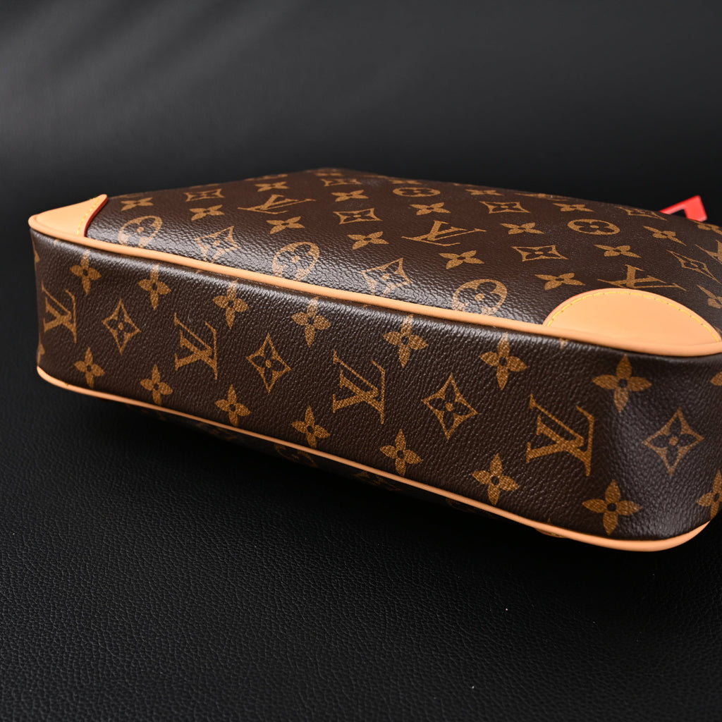 louis-vuitton-monogram-canvas-graceful-mm-shoulder-bag Shoulder