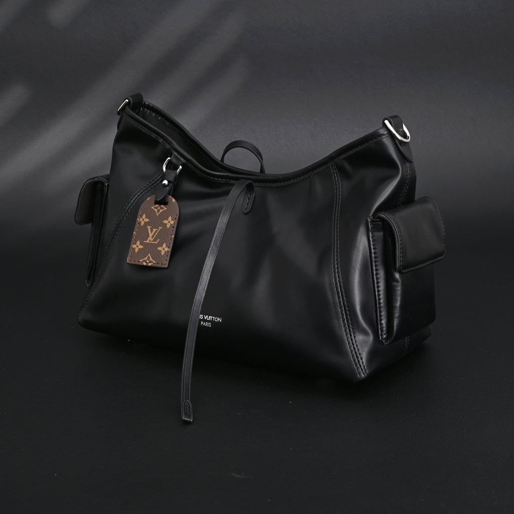louis-vuitton-montaigne-black-mahina-leather-shoulder-bag Shoulder