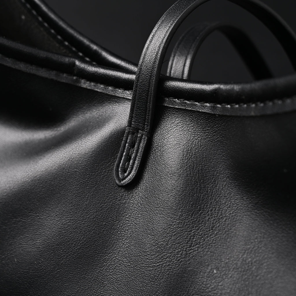 louis-vuitton-montaigne-black-mahina-leather-shoulder-bag Shoulder