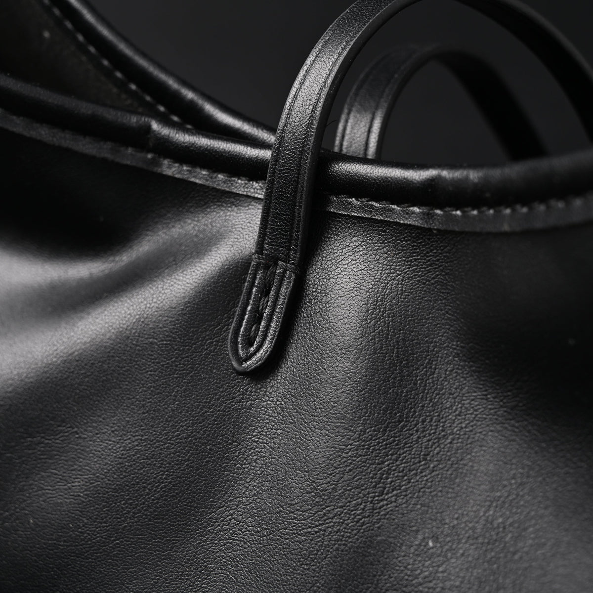 louis-vuitton-montaigne-black-mahina-leather-shoulder-bag Shoulder