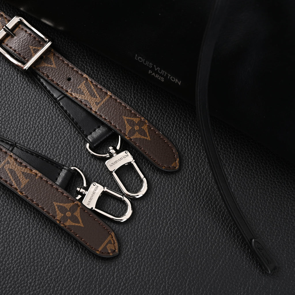 louis-vuitton-montaigne-black-mahina-leather-shoulder-bag Shoulder