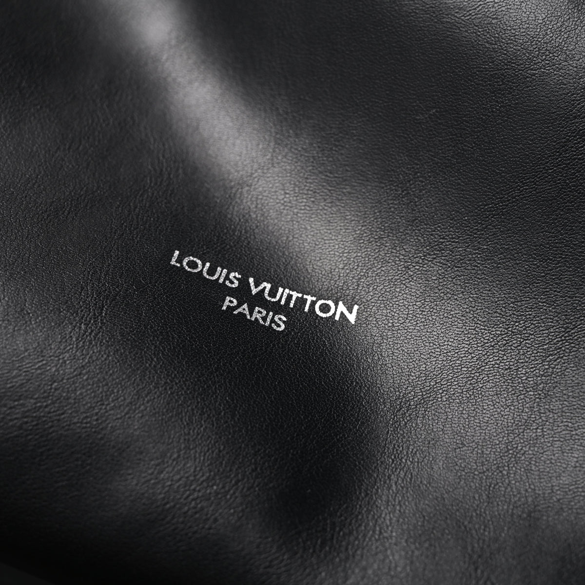 louis-vuitton-montaigne-black-mahina-leather-shoulder-bag Shoulder