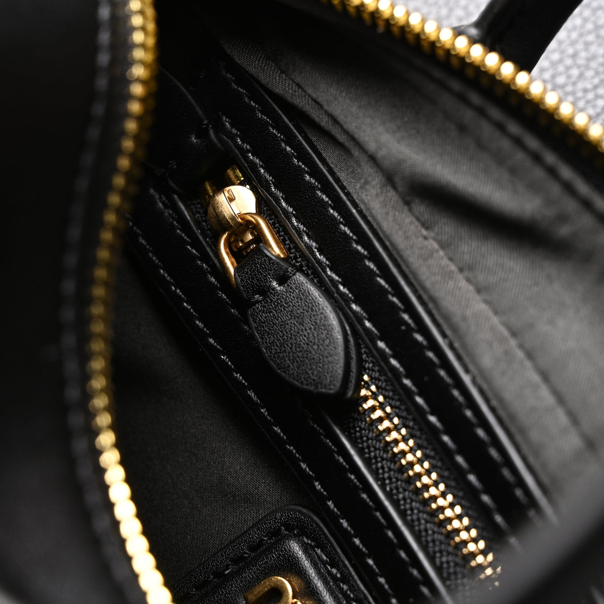 miu-miu-leather-top-handle-satchel-classic-black Handle