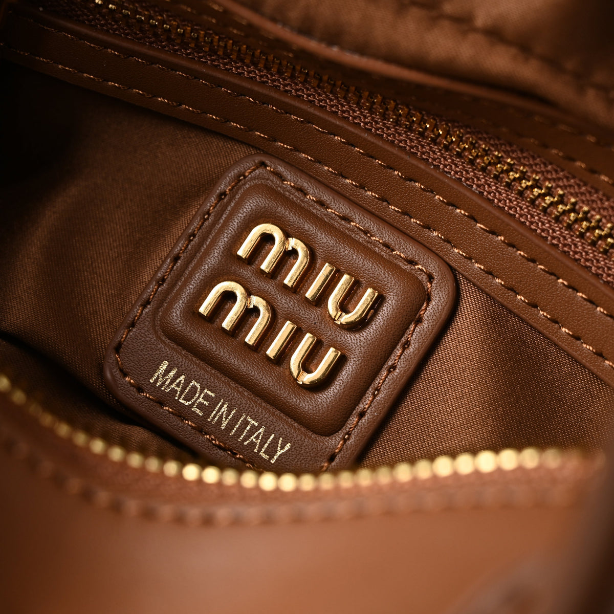 miu-miu-leather-top-handle-satchel-caramel-brown Handle