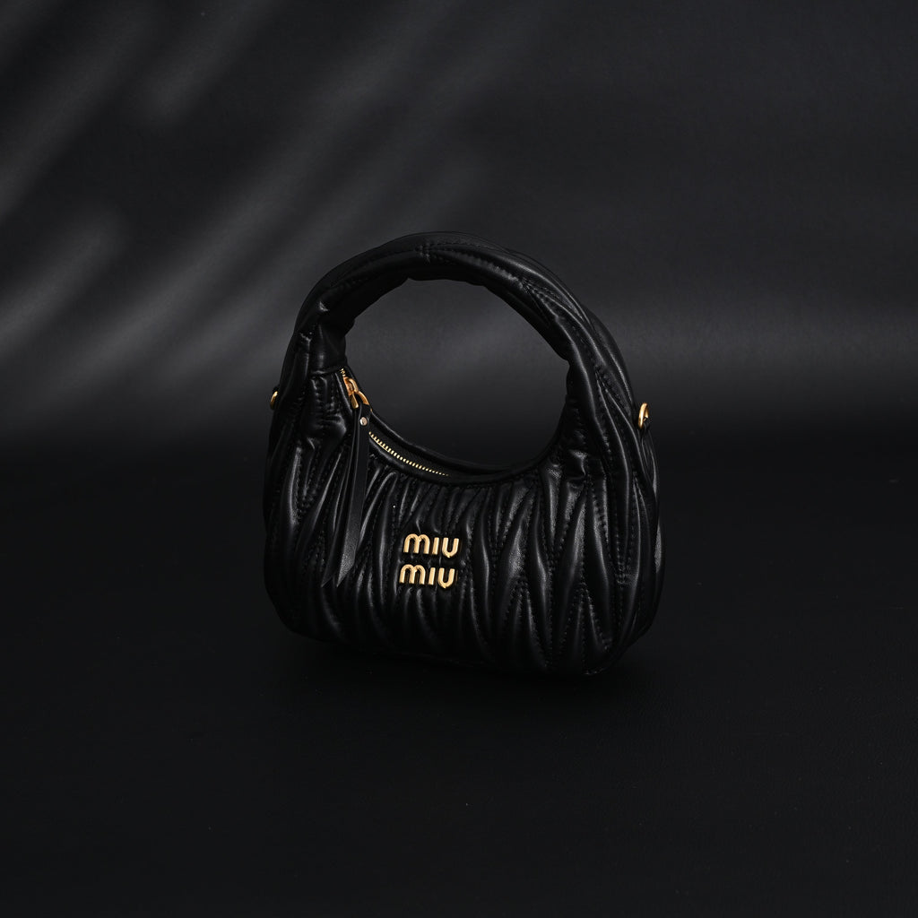 miu-miu-matelasse-leather-hobo-bag-black-with-gold-hardware Handle