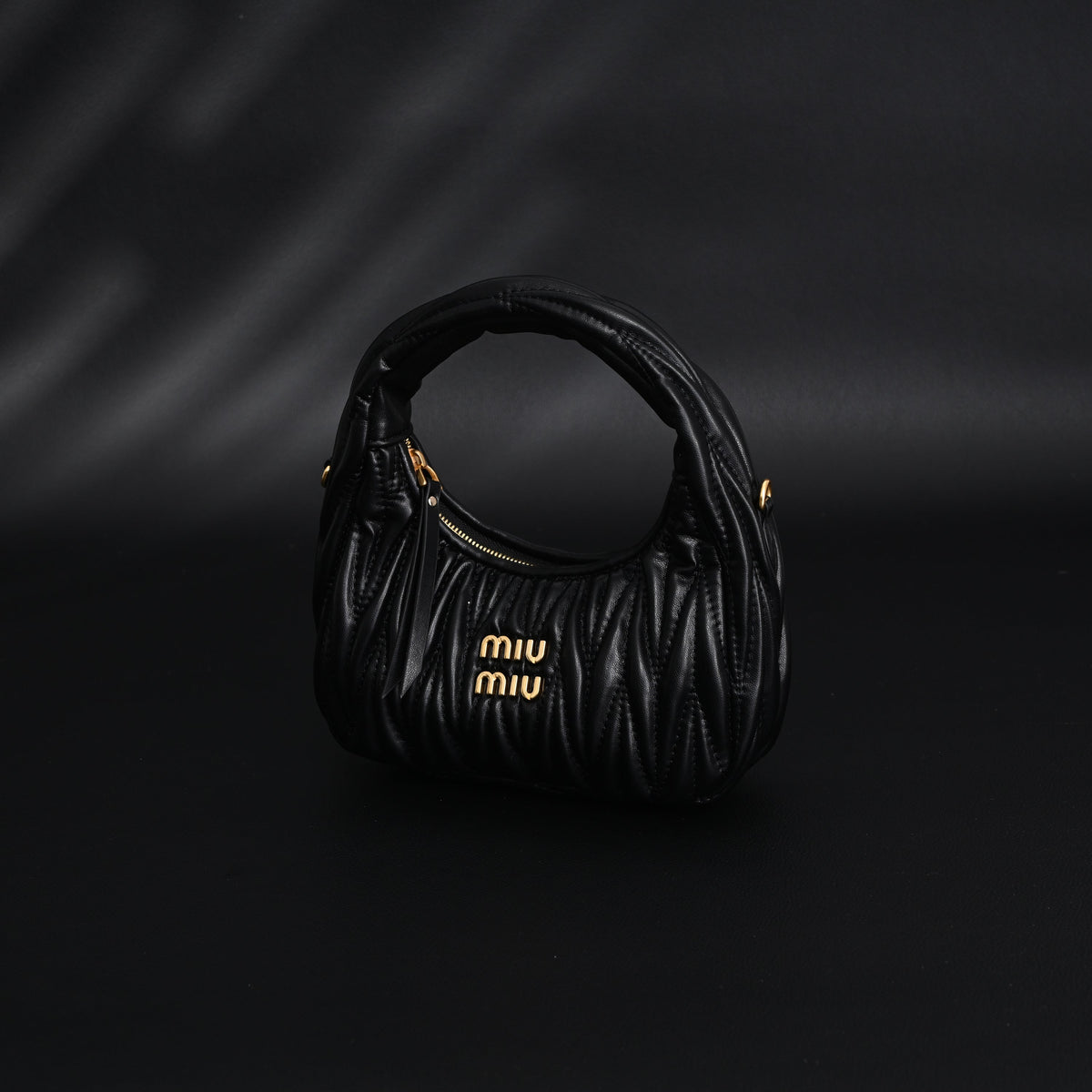 miu-miu-matelasse-leather-hobo-bag-black-with-gold-hardware Handle