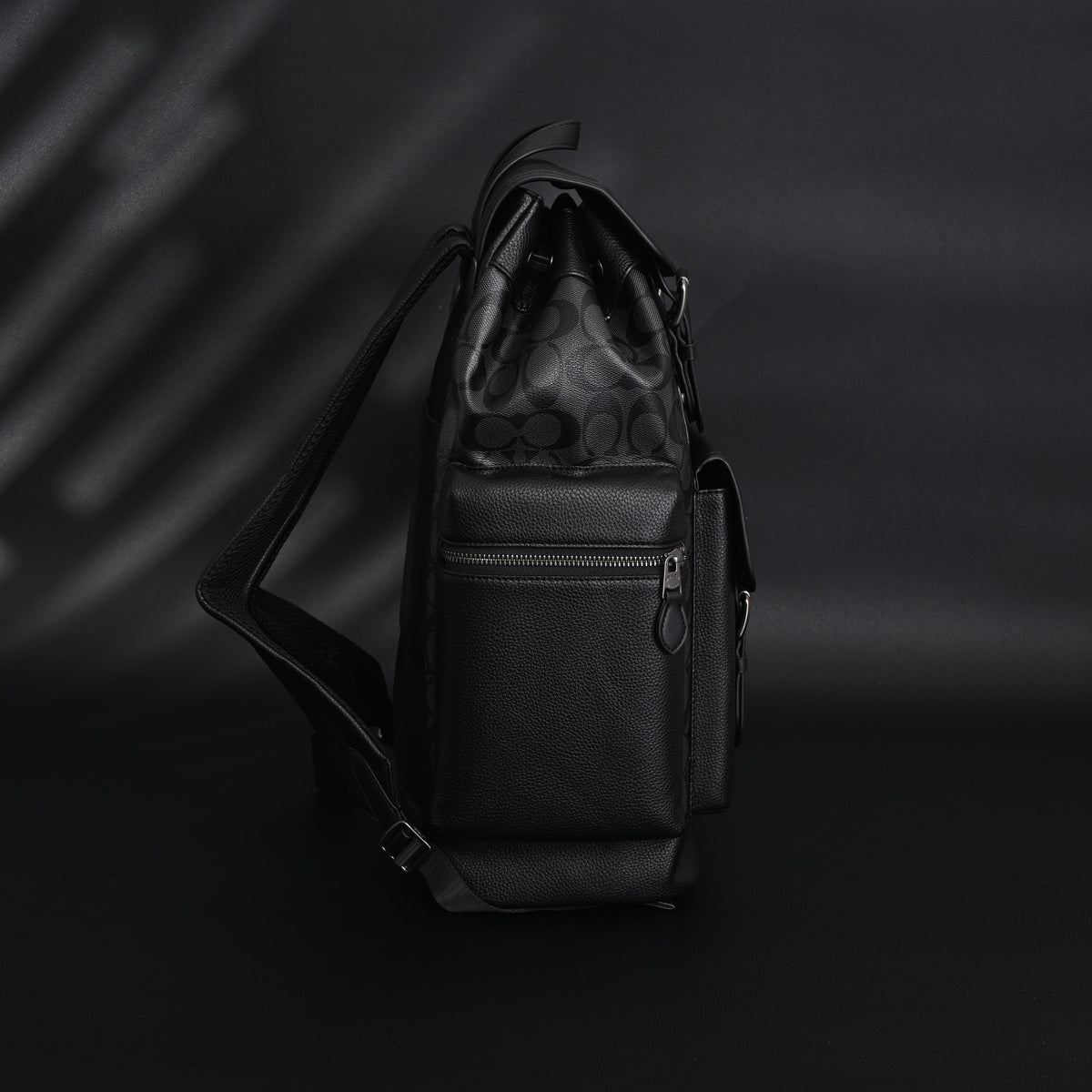 coach-men-s-leather-backpack-black-signature-canvas ohter