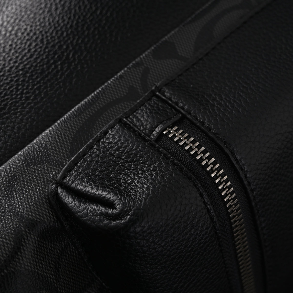 coach-men-s-leather-backpack-black-signature-canvas ohter