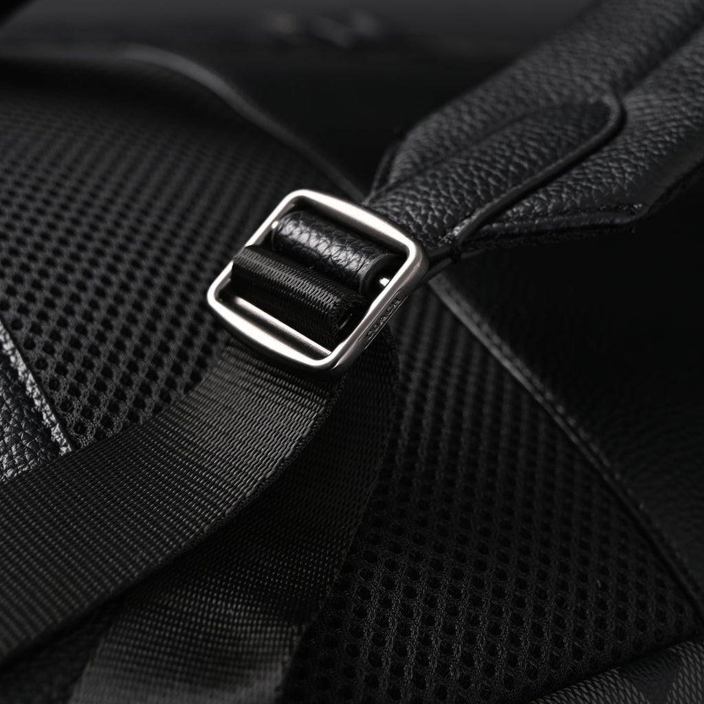 coach-men-s-leather-backpack-black-signature-canvas ohter