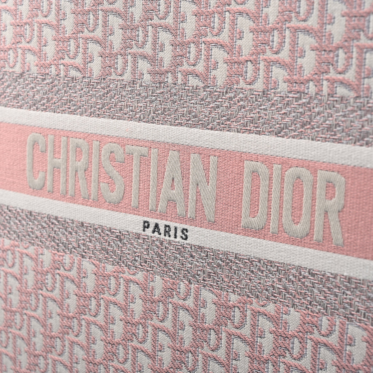 dior-book-tote-oblique-embroidered-canvas-bag-large-pink Tote