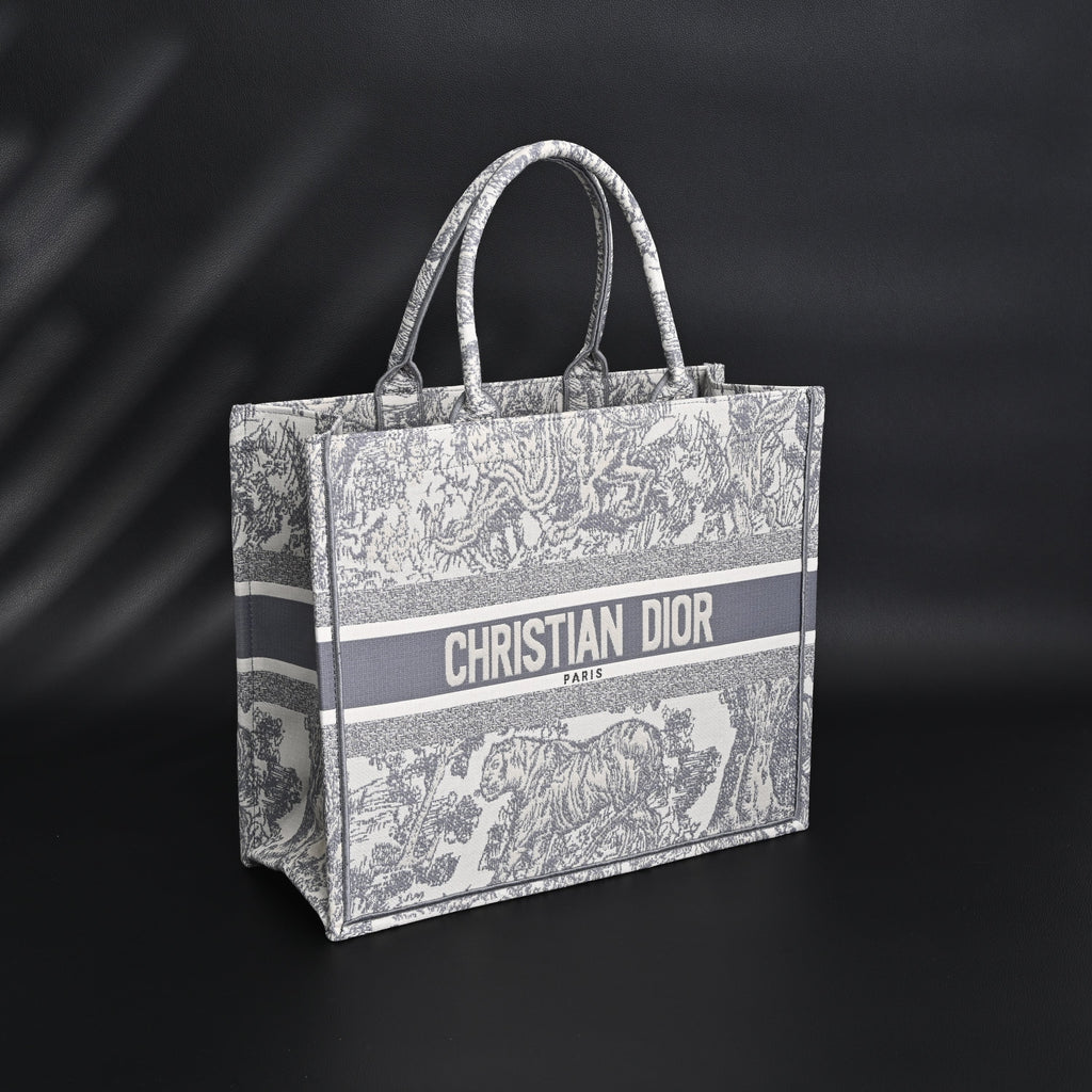 christian-dior-large-book-tote-toile-de-jouy-embroidery Tote