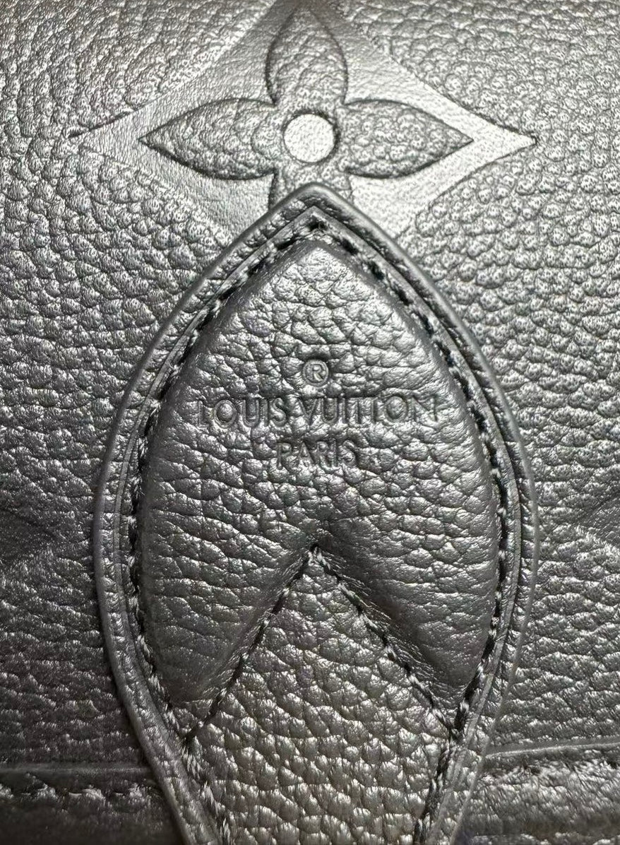 louis-vuitton-diane-monogram-empreinte-2 Shoulder