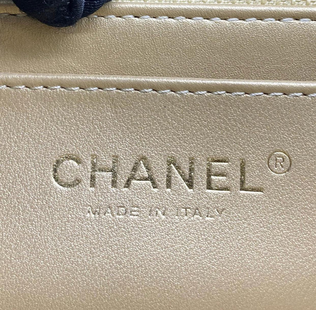 chanel-pearl-crush-mini-flap-bag Crossbody