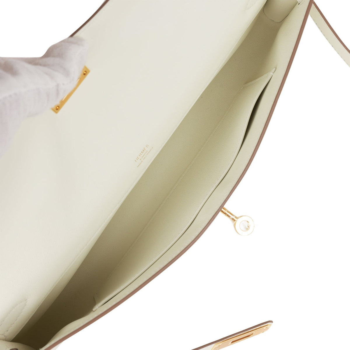 hermes-kelly-cut-mushroom-swift-gold-hardware Handle