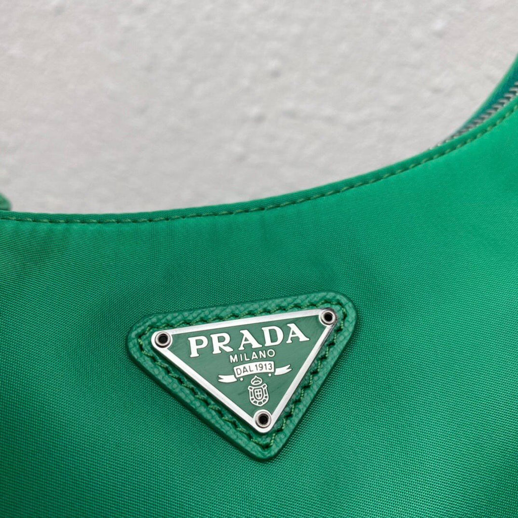 prada-re-edition-2005-nylon-bag-mint-green Crossbody