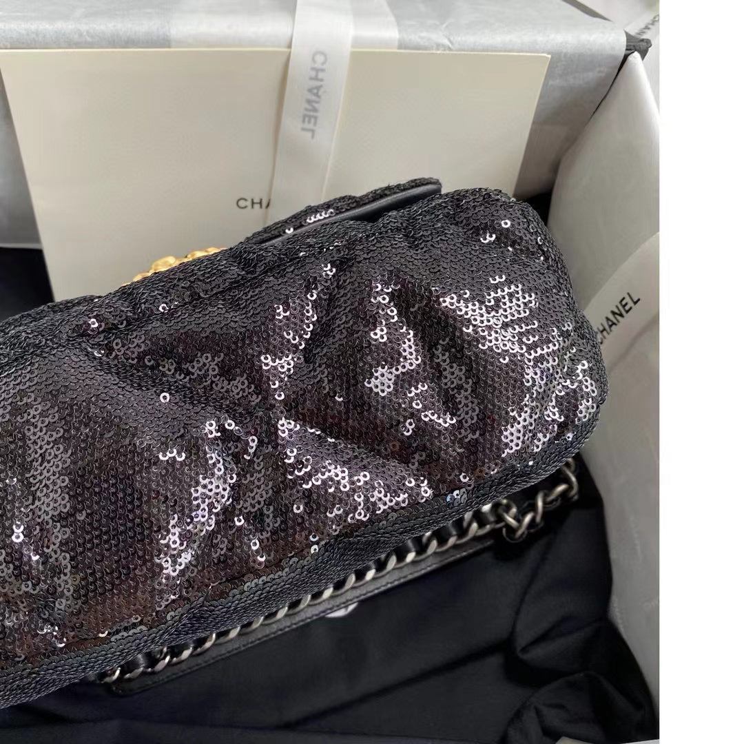 chanel-19-flap-bag-8 Crossbody