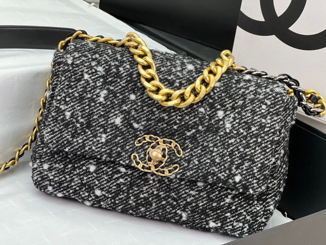 chanel-19-small-black-and-white-orea-tweed Shoulder