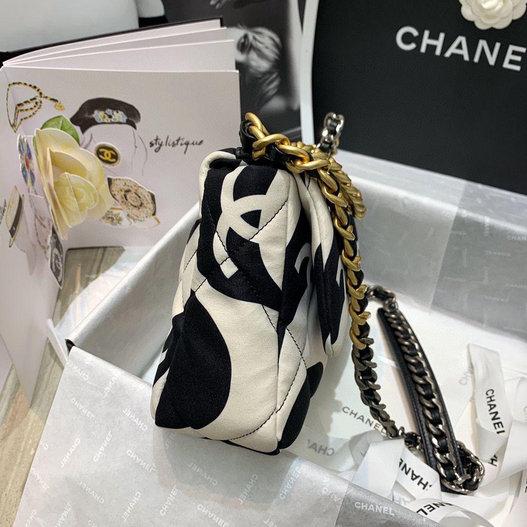 chanel-19-flap-bag-medium-black-ecru Shoulder