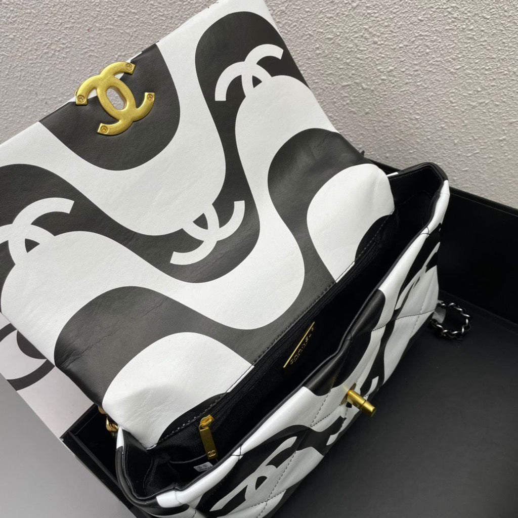 chanel-19-fanric-printed-flap-bag-medium Shoulder