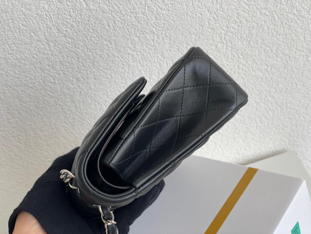 chanel-timeless-classic-flap-bag-lambskin Crossbody
