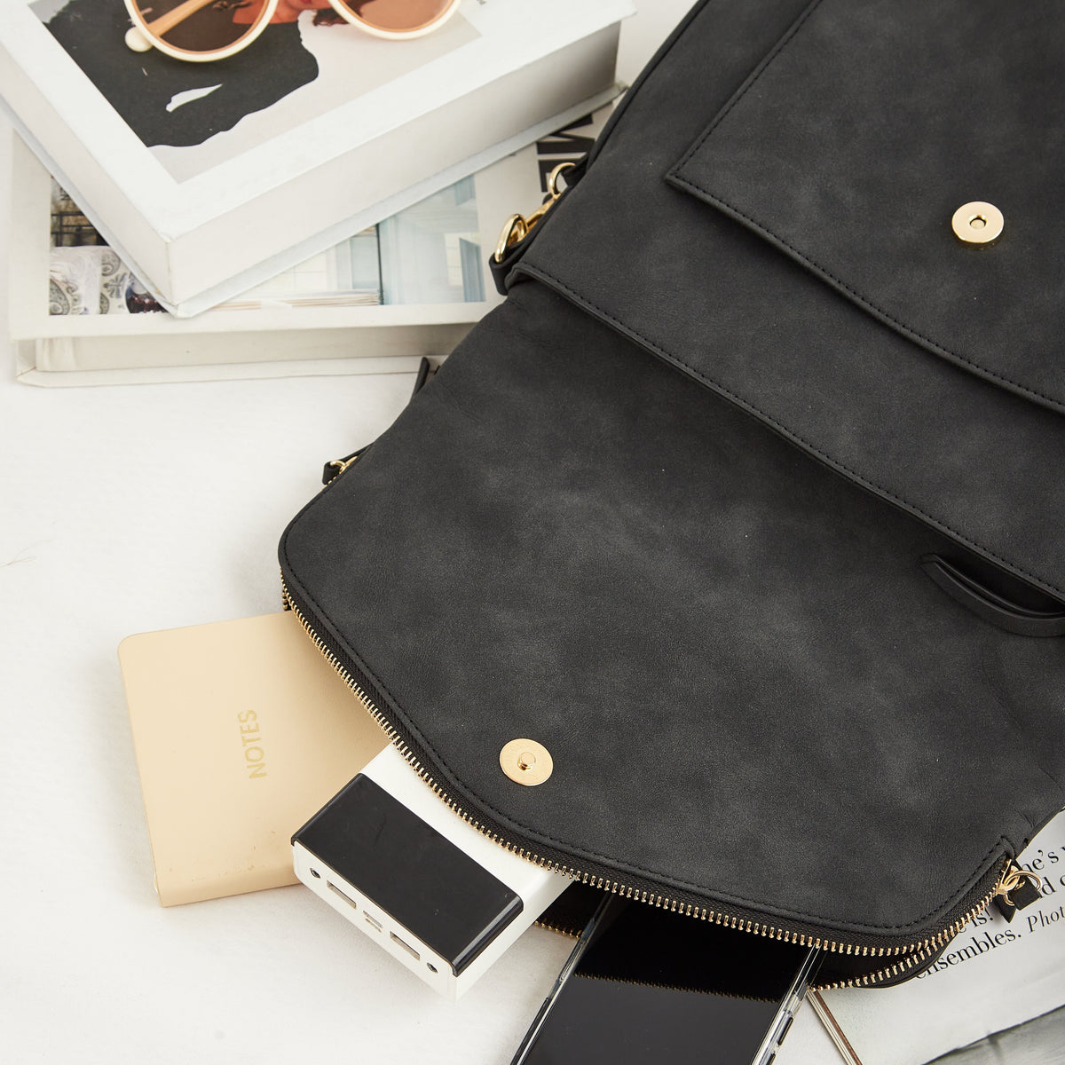 the-emila Crossbody
