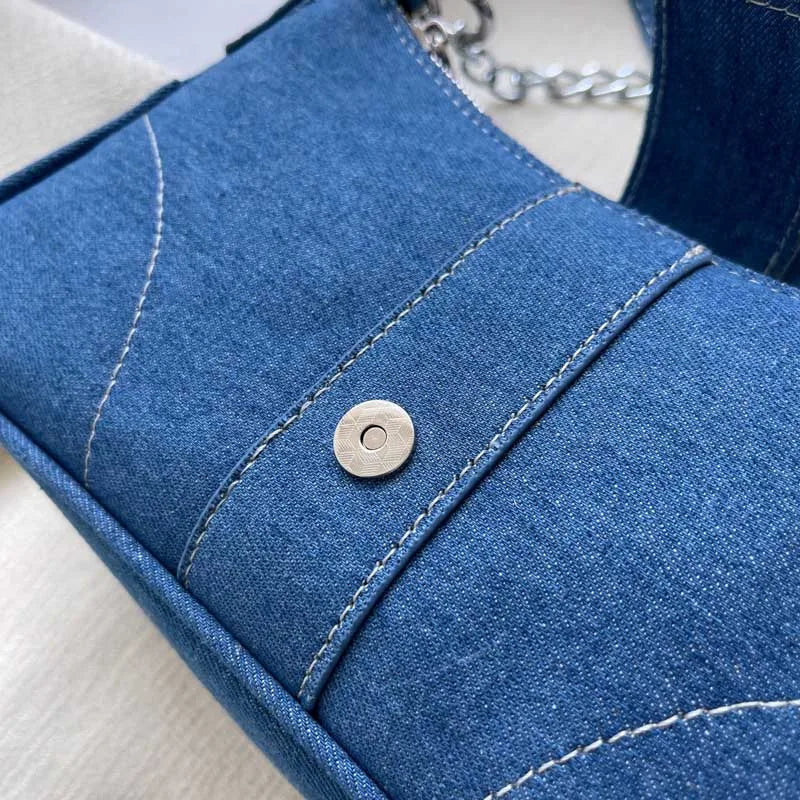 the-jean Shoulder