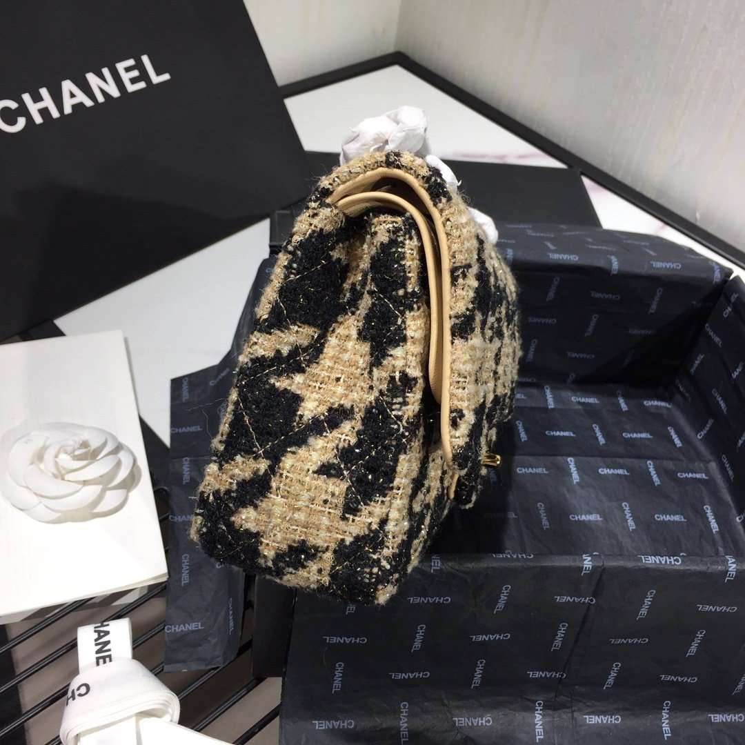 chanel-19-flap-bag-copy-1 Handle