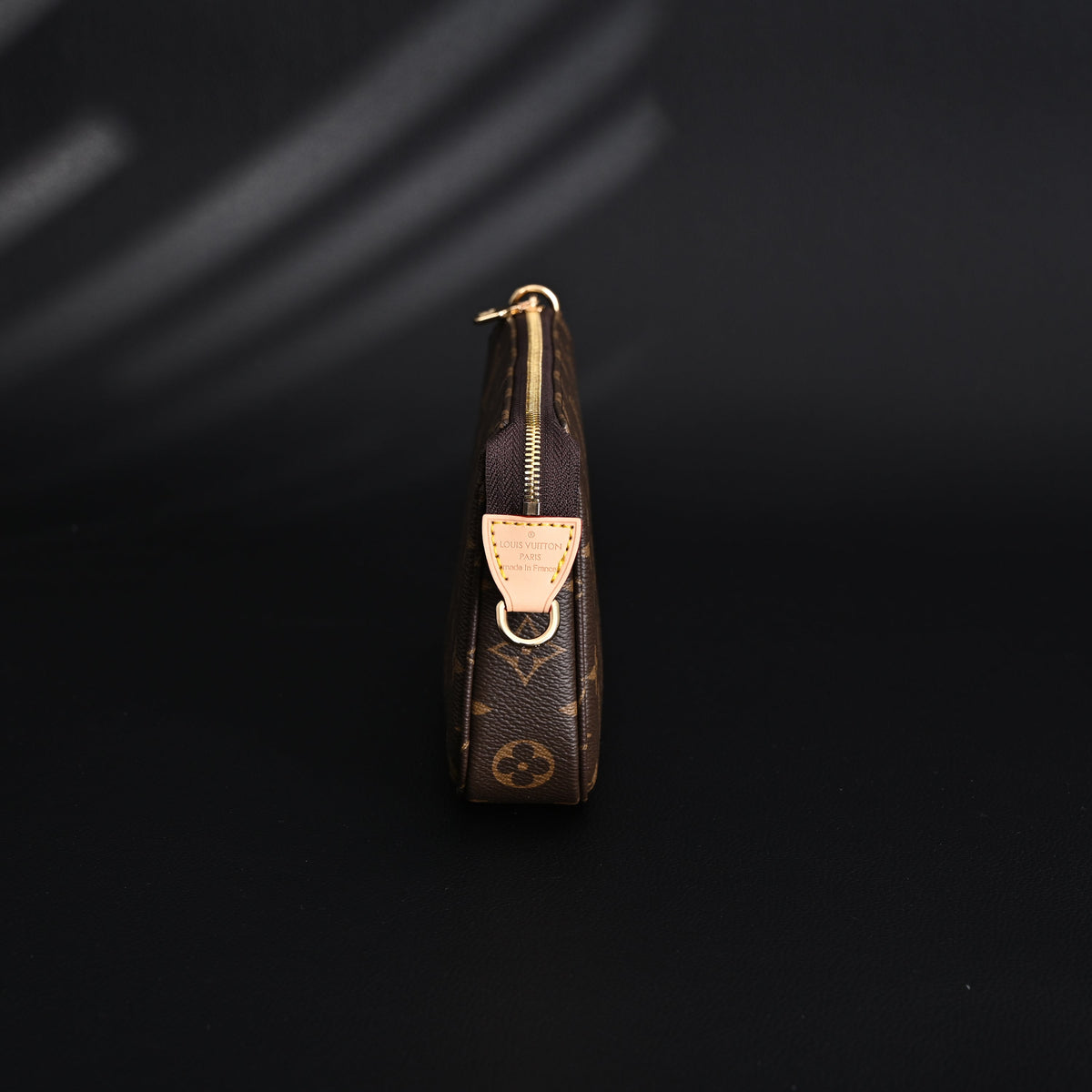 louis-vuitton-pochette-accessoires-monogram-canvas-clutch-bag-brown-with-gold-chain-m82766 Crossbody