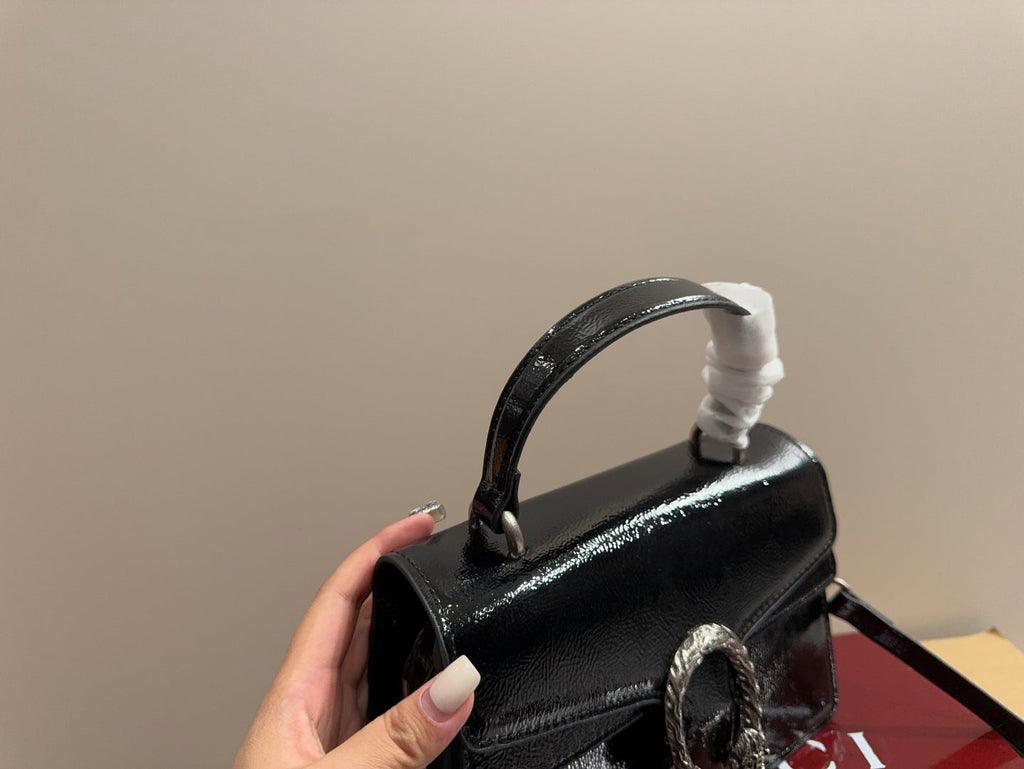 gucci-glossy-black-handbag-crossbody-24x17cm Crossbody