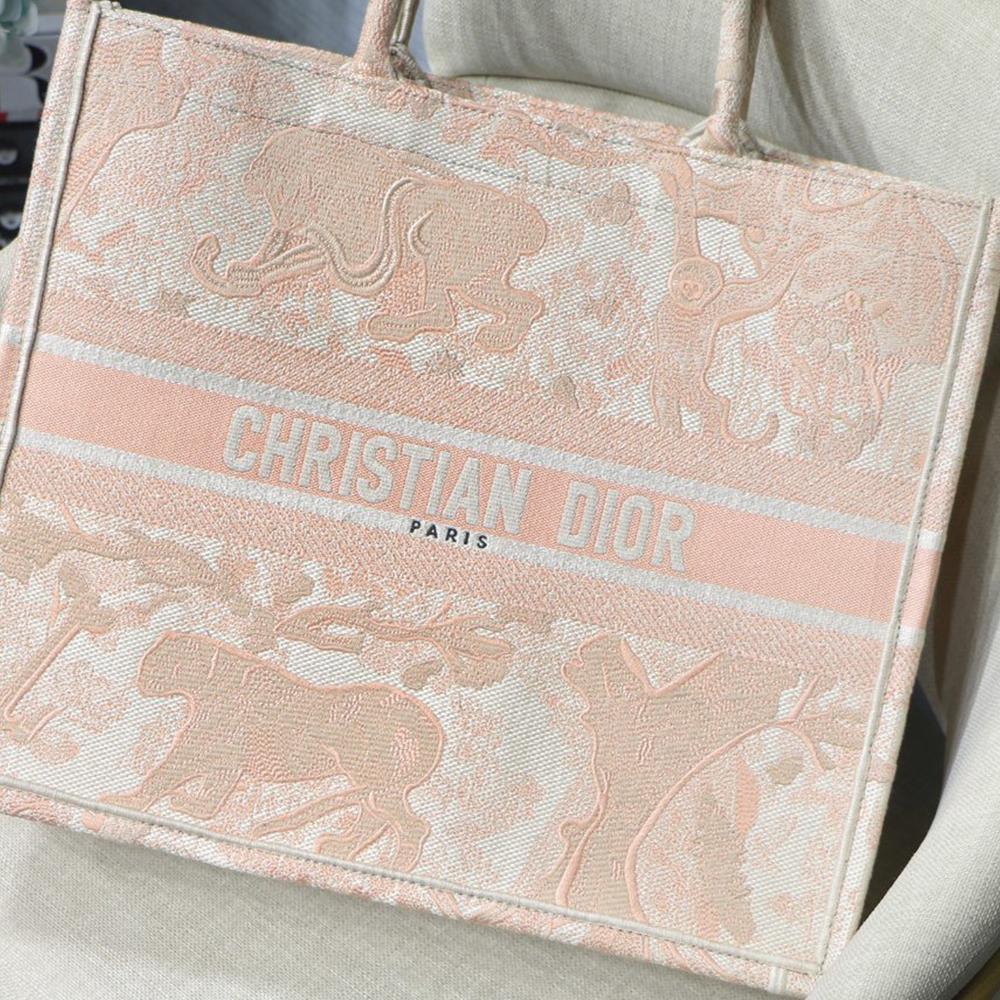 dior-book-tote-8 Tote