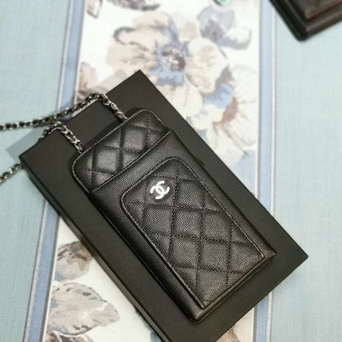 chanel-caviar-quilted-cc-phone-holder-wallet-copy ohter