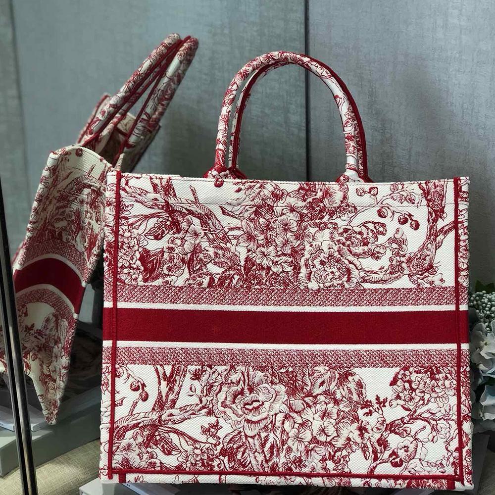dior-book-tote-19 Tote