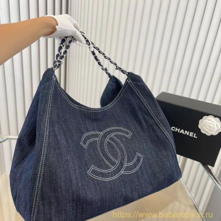 ysl-large-capacity-denim-tote-bag Tote